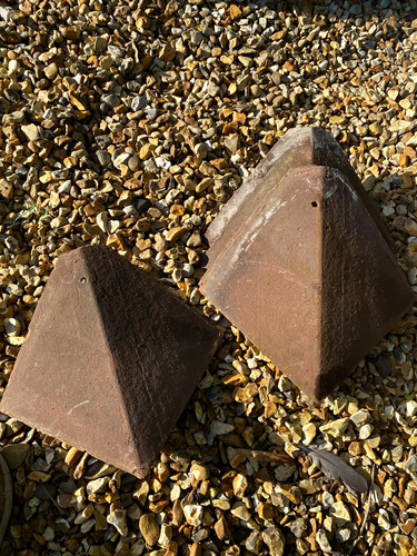 Reclaimedhandmade clay bonnet - clay,