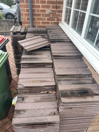Approx 400 brown - brown, concrete